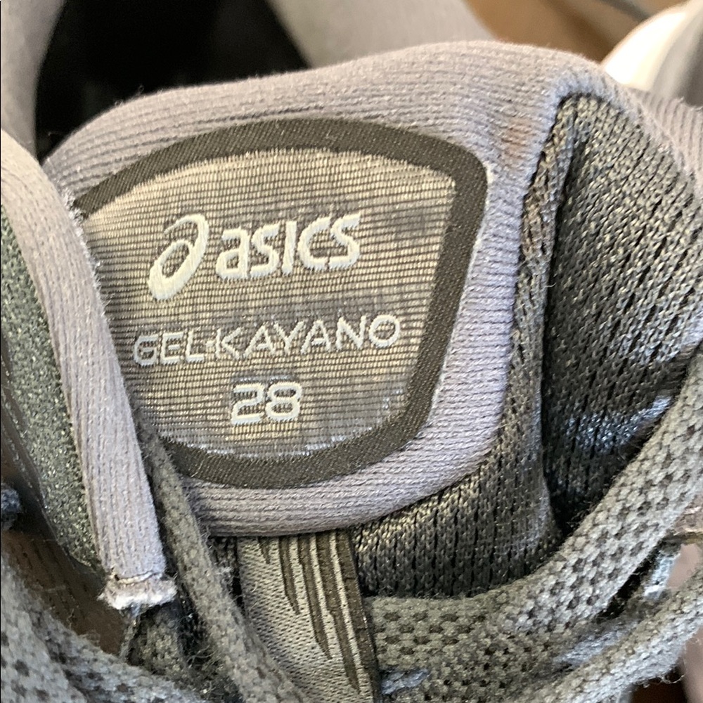 ASICS Men's  Running Shoes - Picture 13 of 14